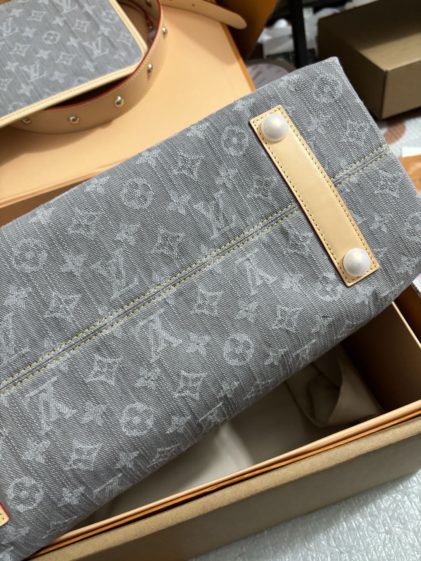 Louis Vuitton CarryAll Medium Bag