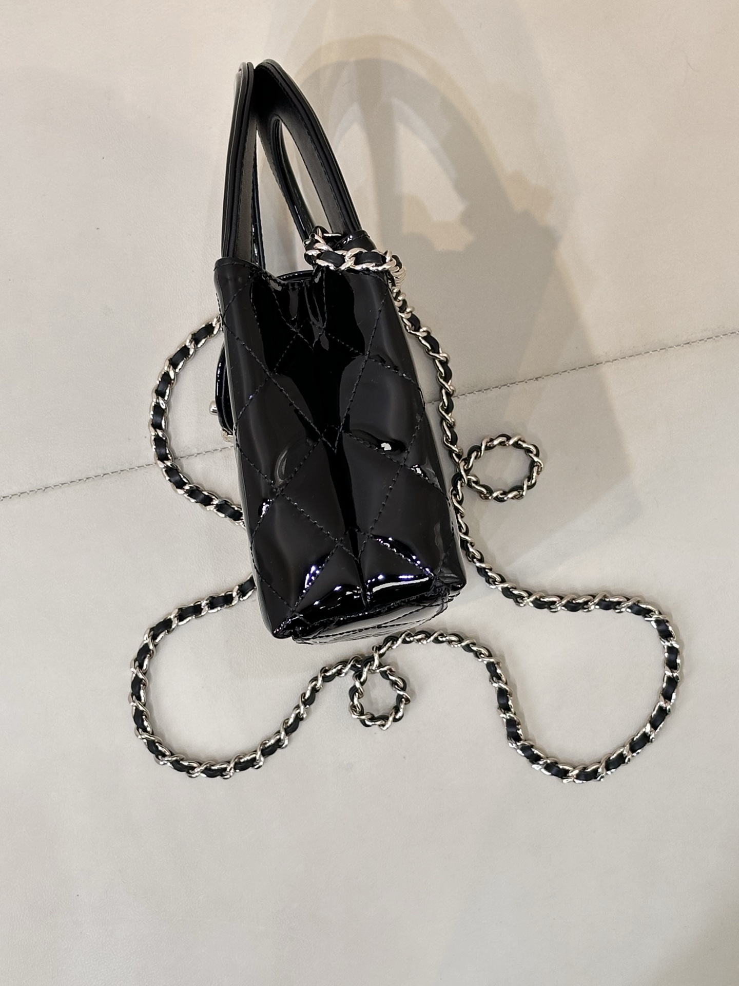 Chanel Kelly chain bag