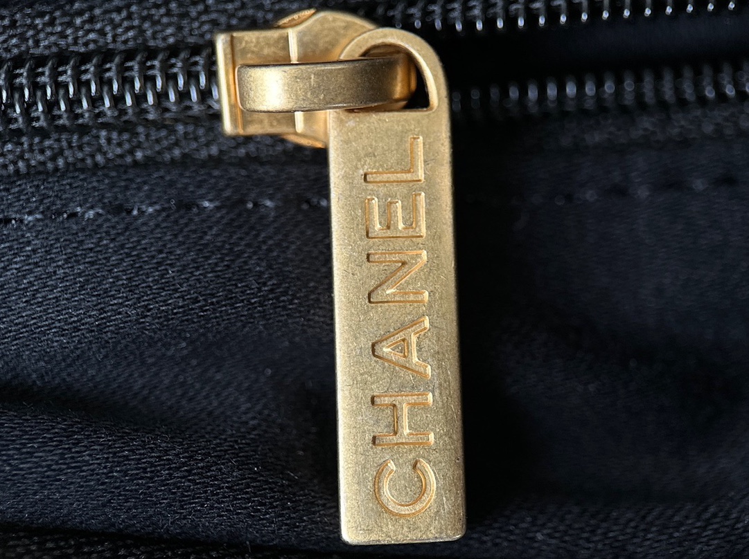 Chanel 25K Bowknot denim handbag