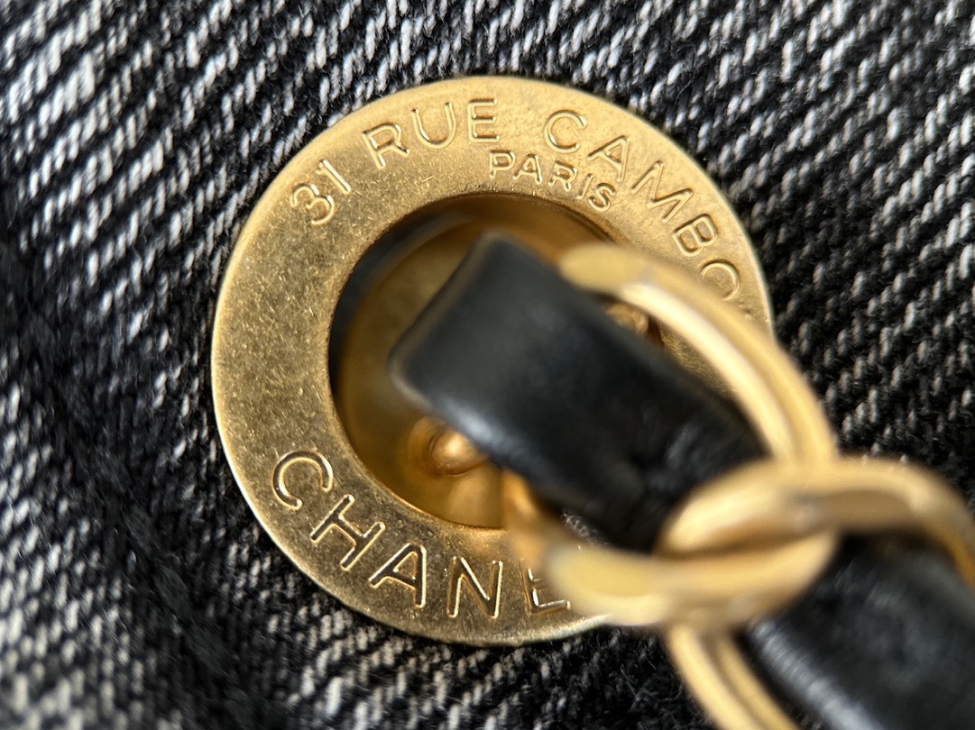 Chanel 25K Bowknot denim handbag