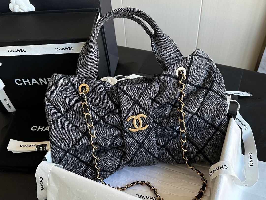 Chanel 25K Bowknot denim handbag
