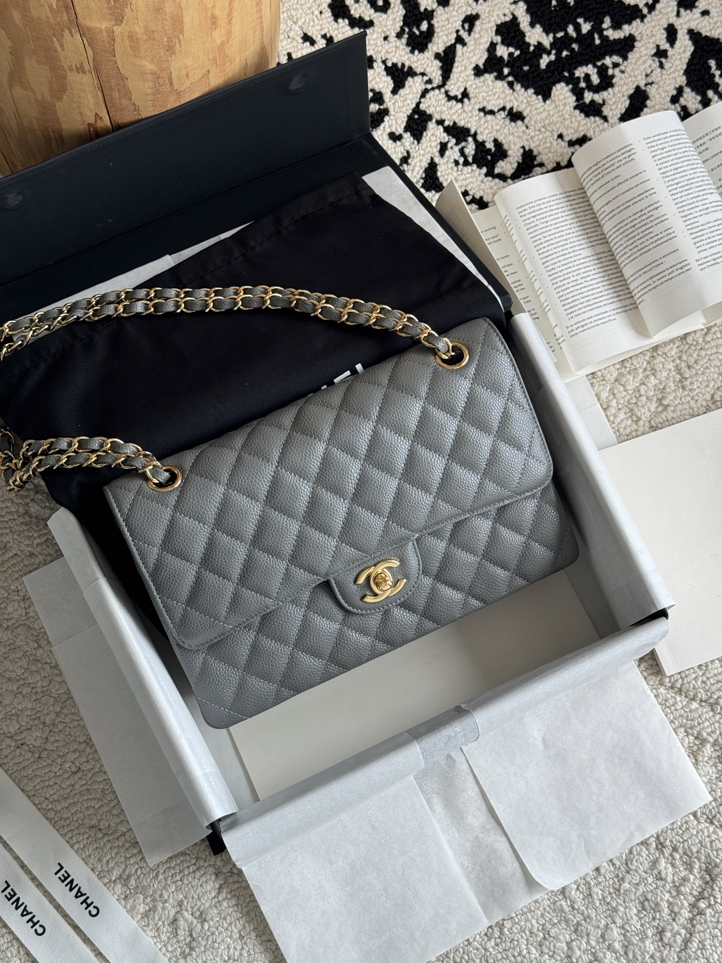 CHANEL CF series Classic ball with lychee grain