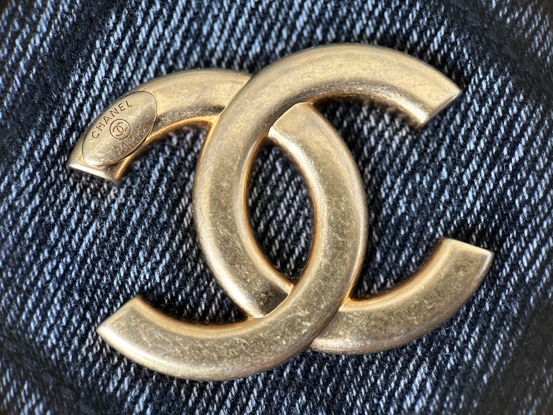 Chanel 25K Bowknot denim handbag