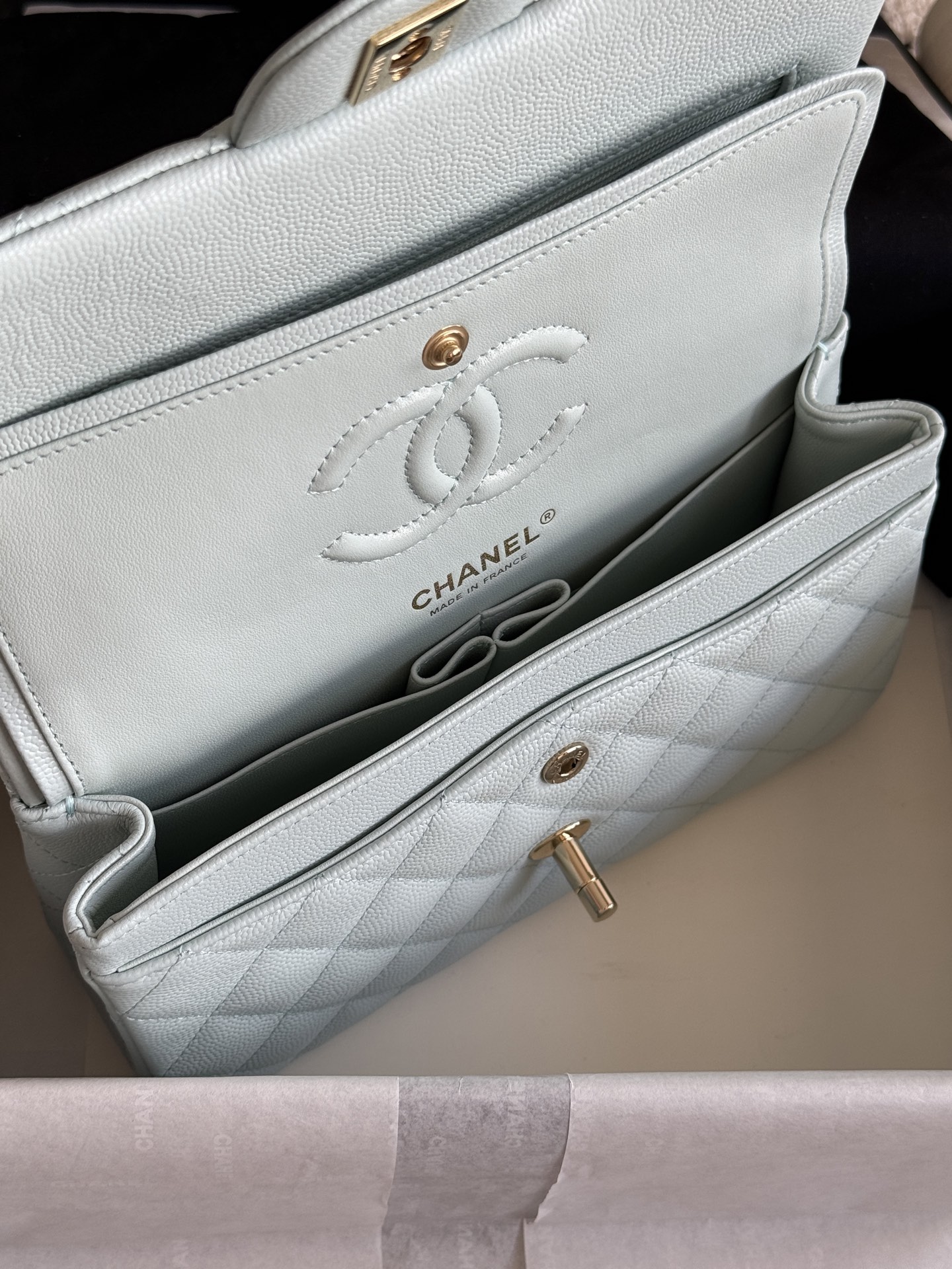 CHANEL CF series Caviar small pebble grain