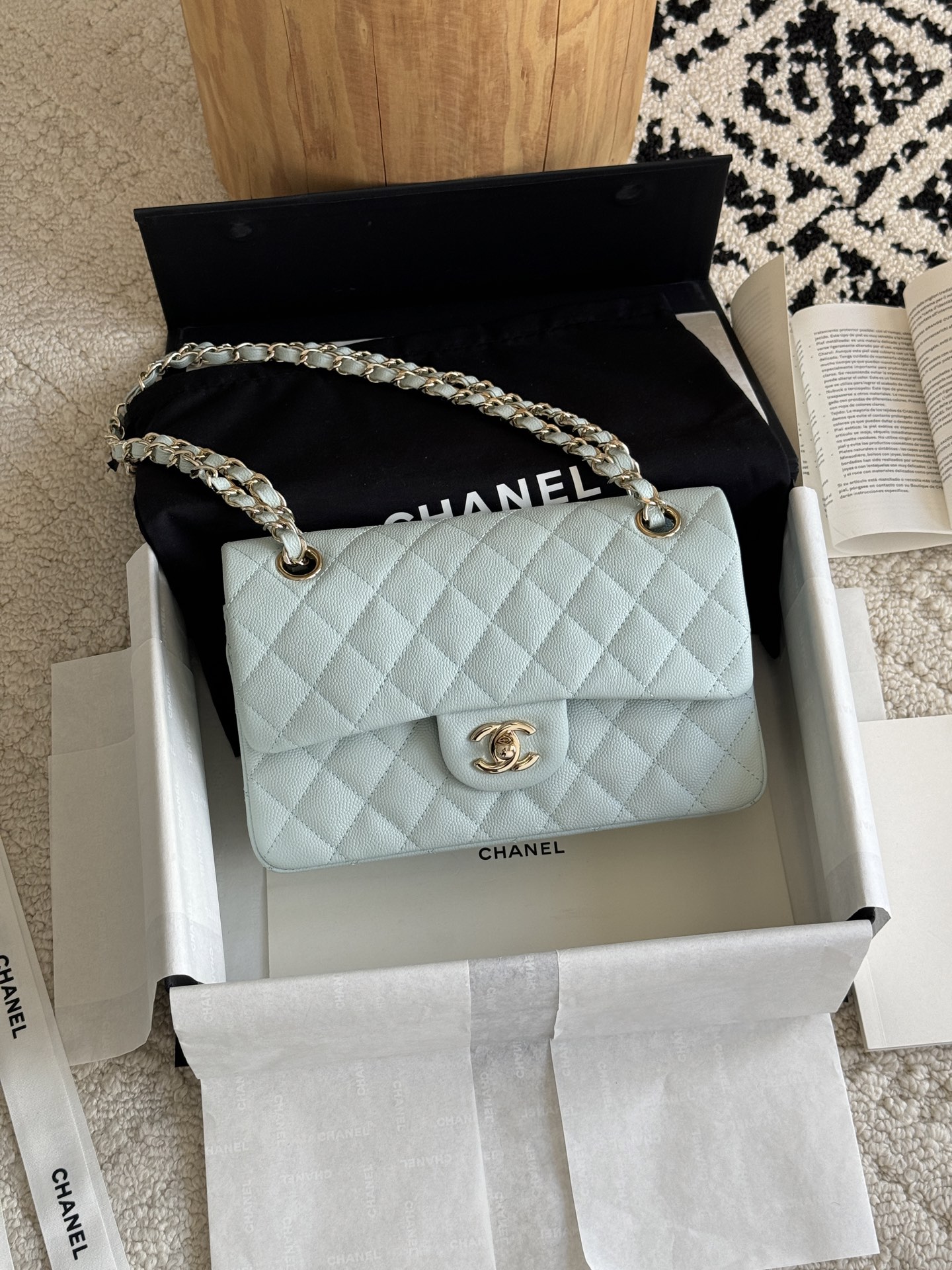 CHANEL CF series Caviar small pebble grain