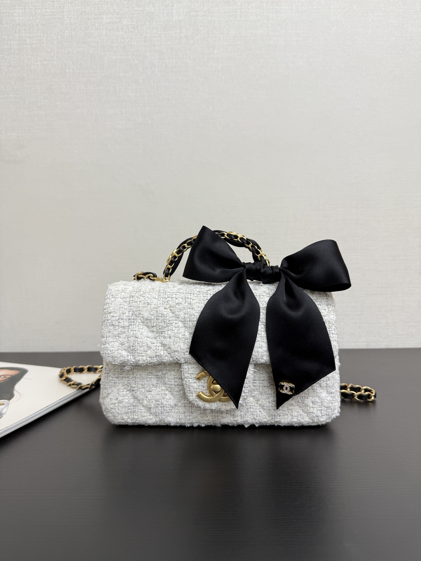 Chanel Ohanel 25K Bow Large mini