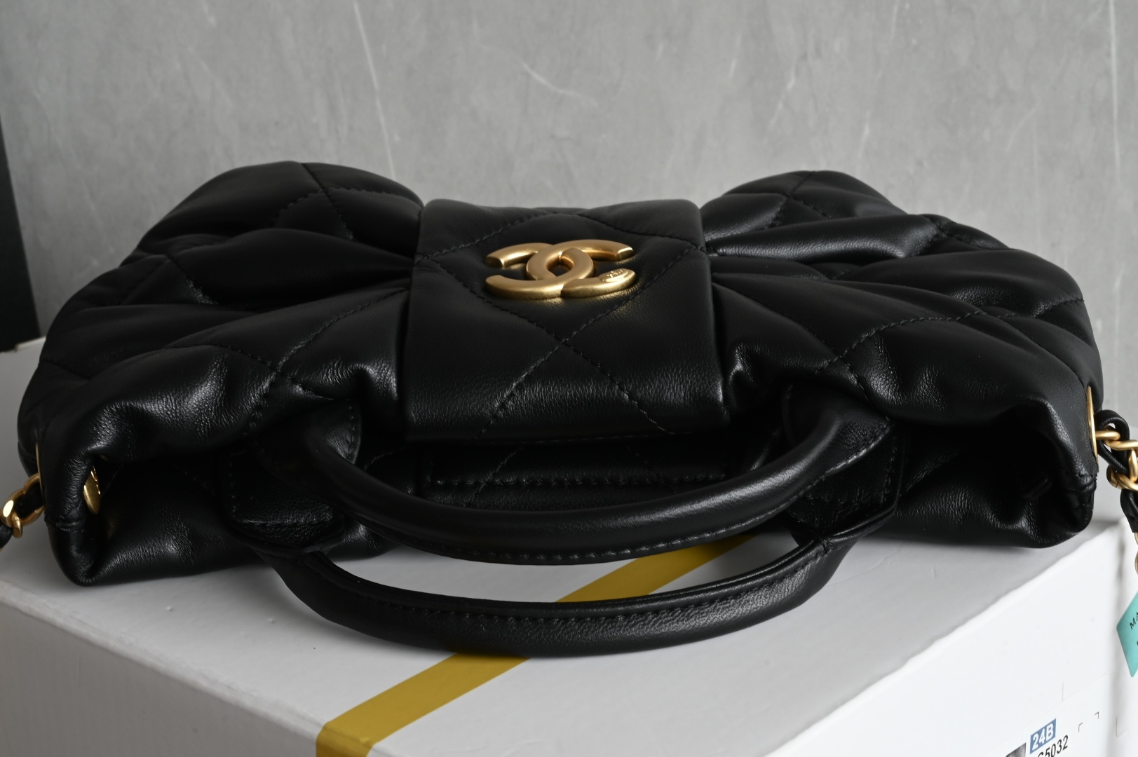CHANEL 25K Bow Bag