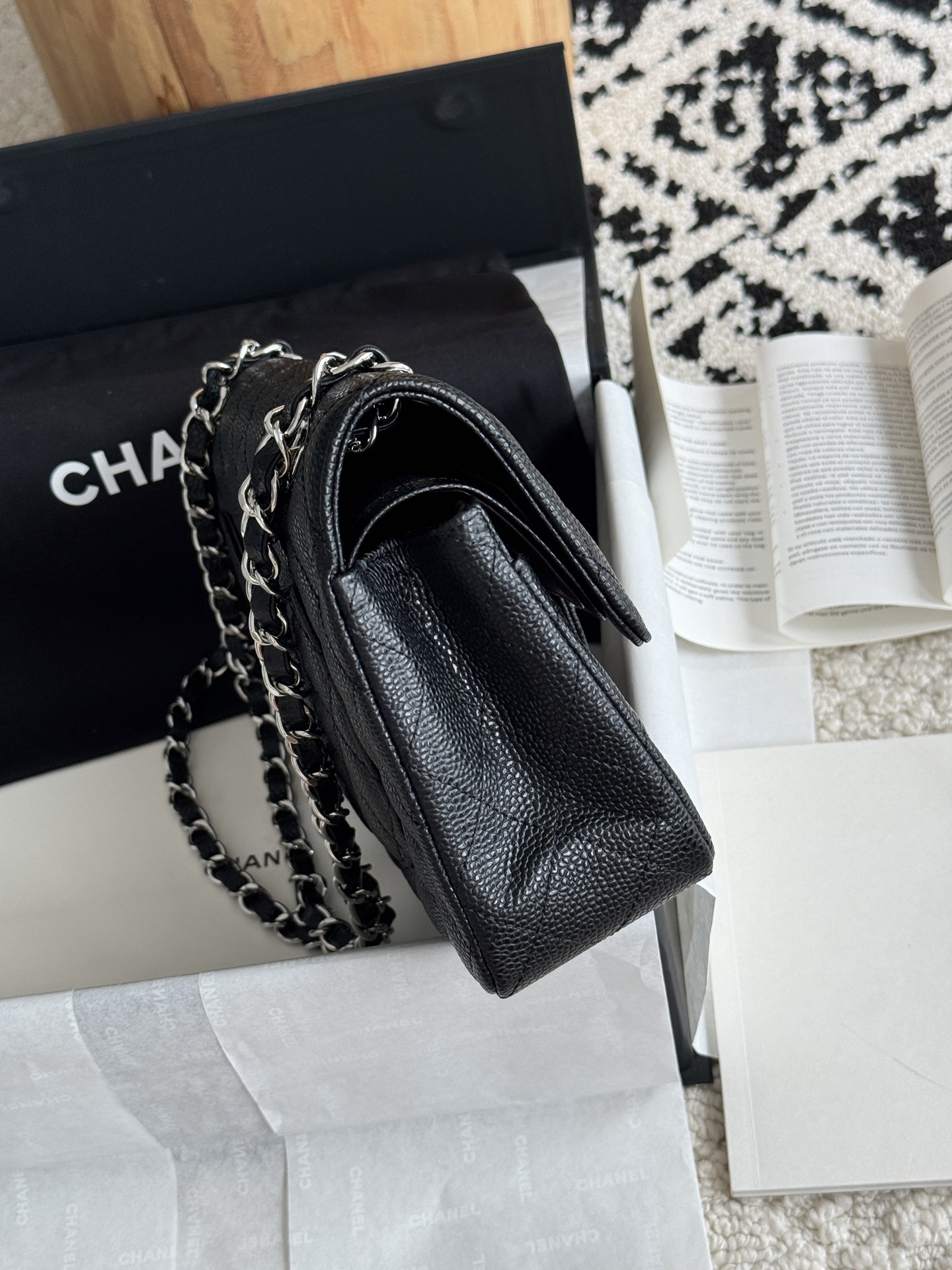 CHANEL CF series Lychee grain black gold black silver