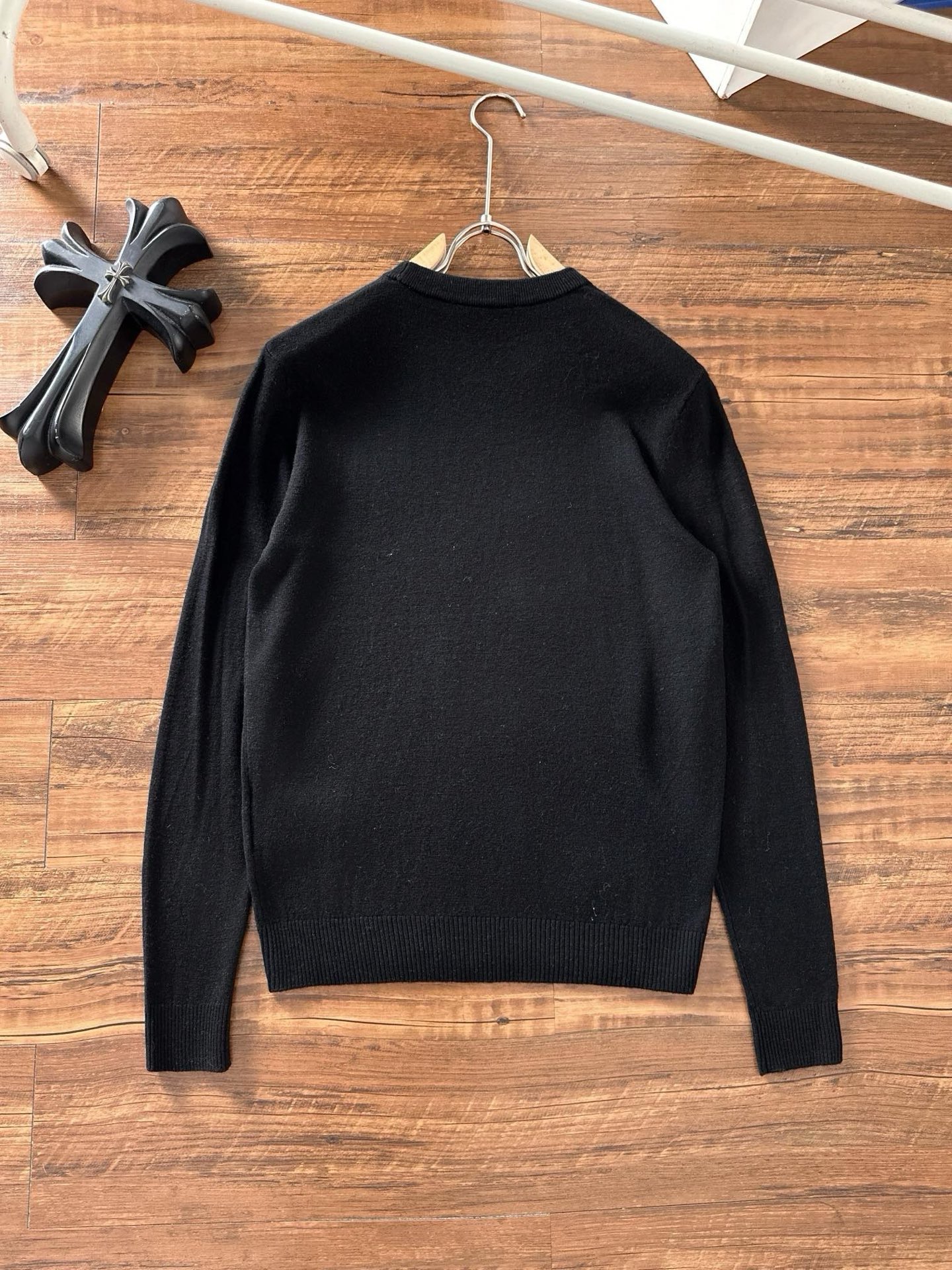 Burberry Exquisite Logo Crew Neck Sweater