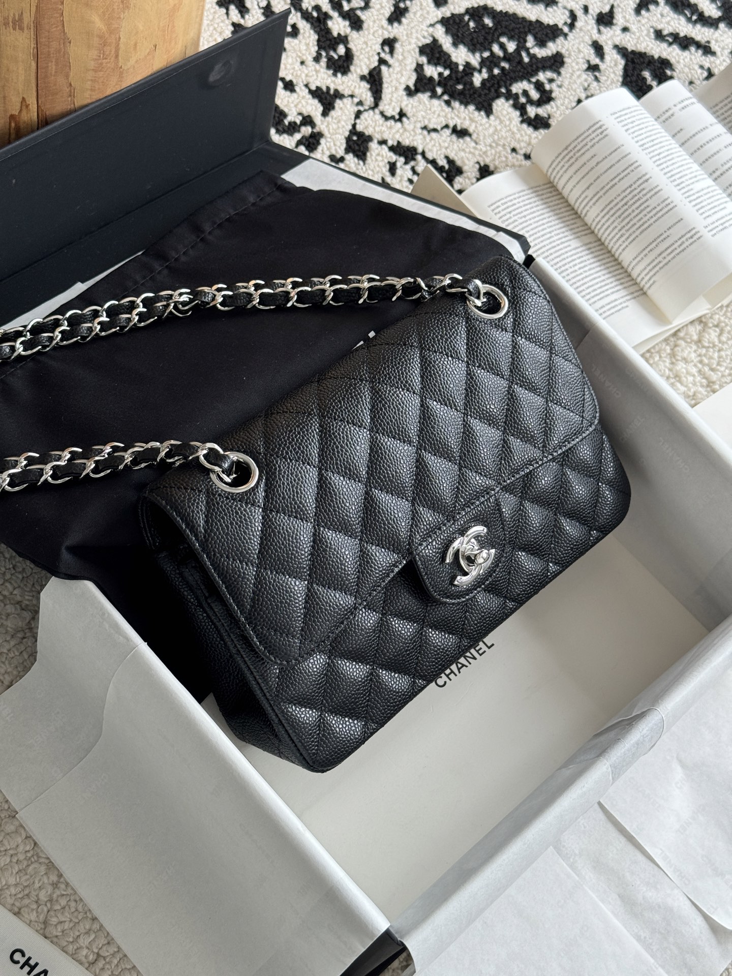 CHANEL CF series Lychee grain black gold black silver