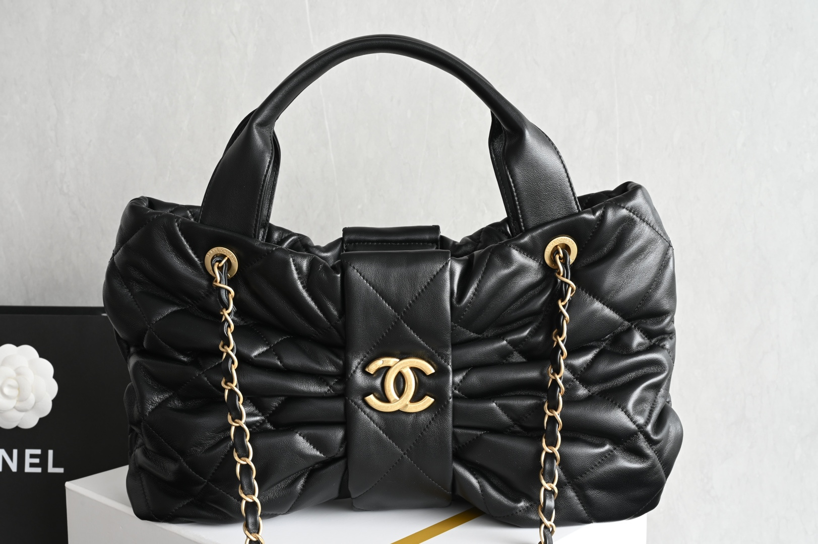 CHANEL 25K Bow Bag