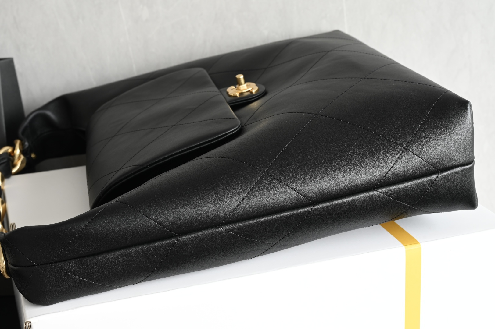 Chanel 25k big gold chain hobo