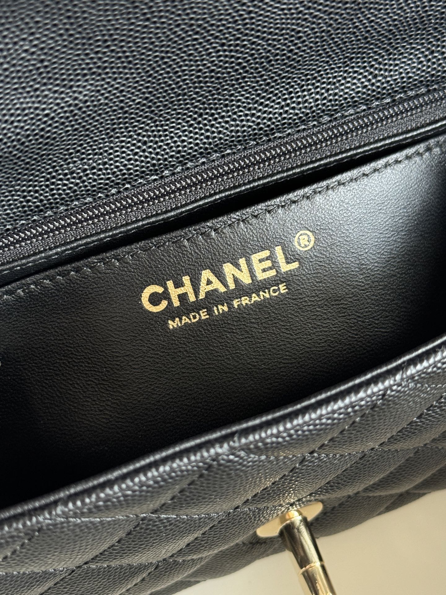 CHANEL CF20 Lychee grain black gold black silver