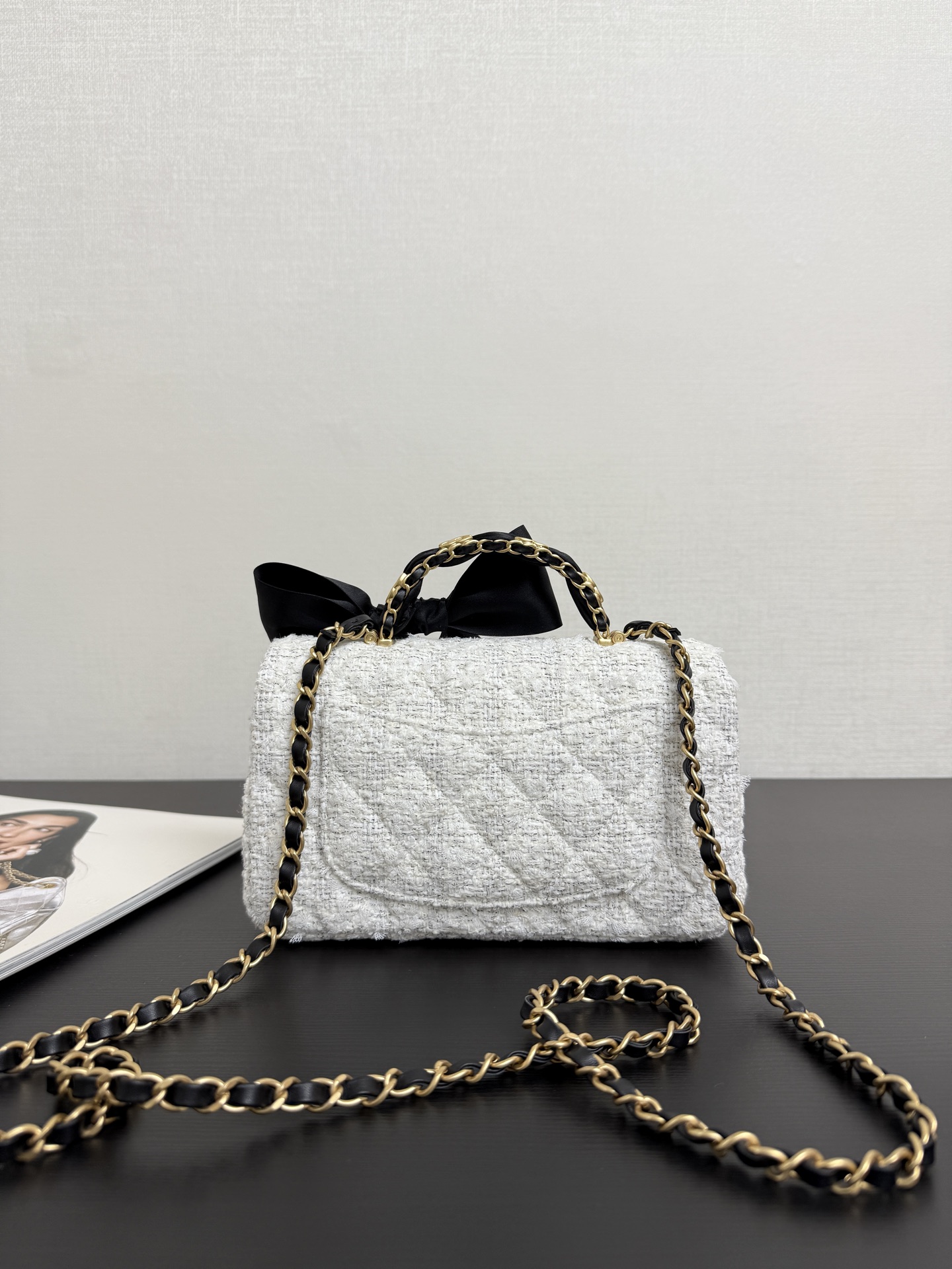 Chanel Ohanel 25K Bow Large mini