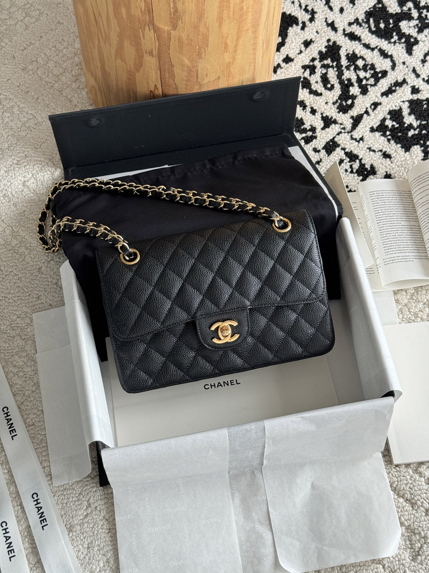 CHANEL CF series Lychee grain black gold black silver