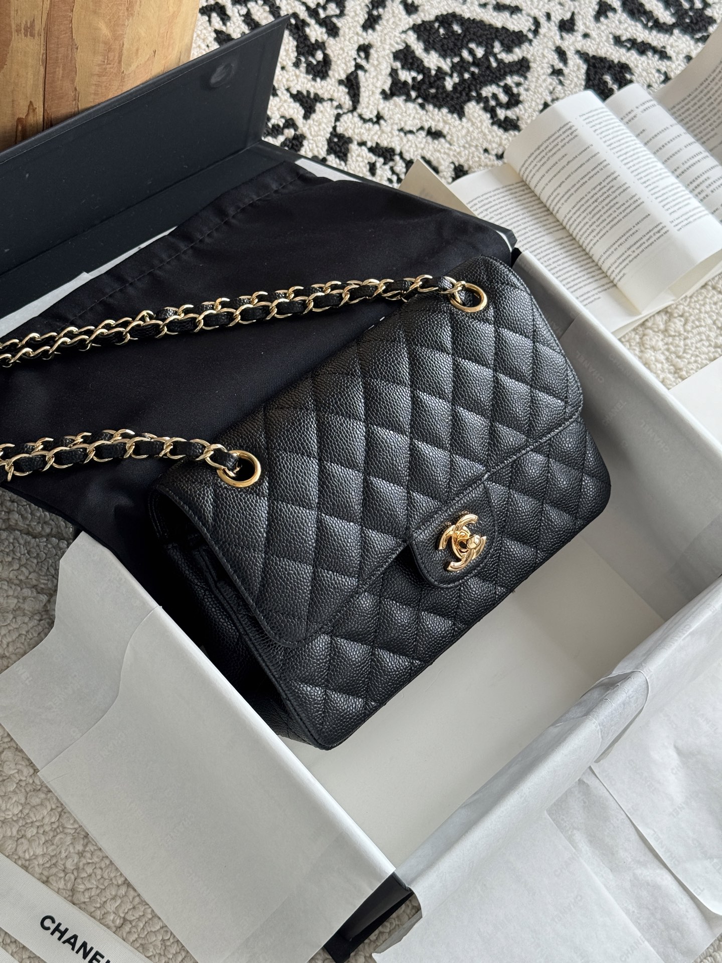 CHANEL CF series Lychee grain black gold black silver