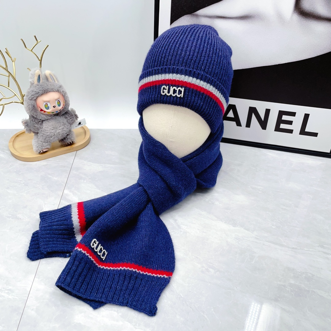Gucci Scarf, Hat and Gloves Set