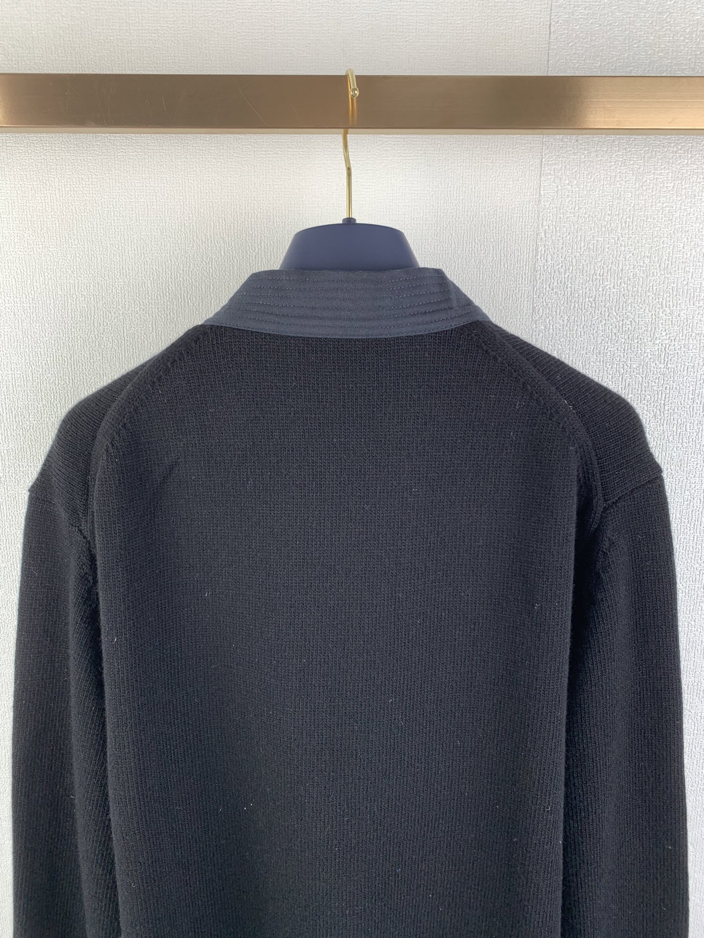 LOUIS VUITTON  Embroidered Monogram Logo Cardigan