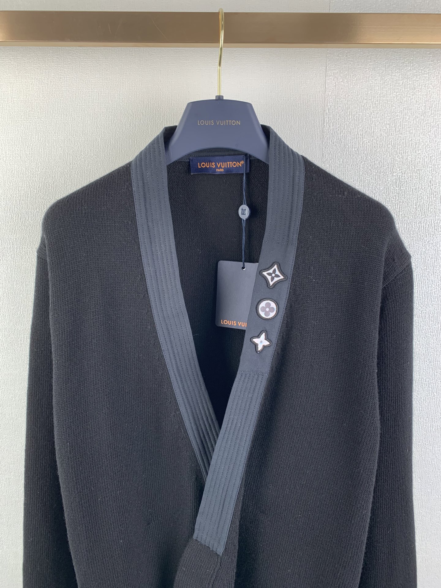 LOUIS VUITTON  Embroidered Monogram Logo Cardigan