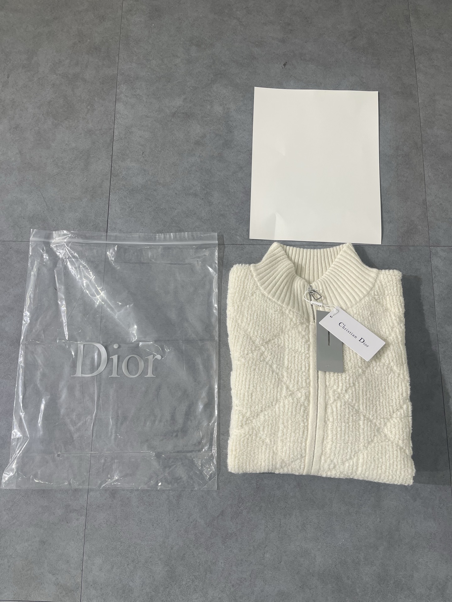 DR Heavy-Embroidery Knitted Cardigan