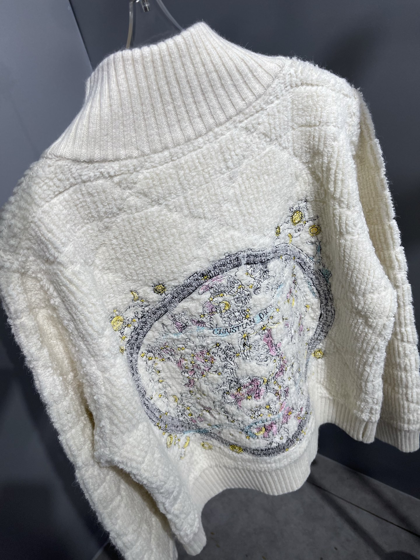 DR Heavy-Embroidery Knitted Cardigan