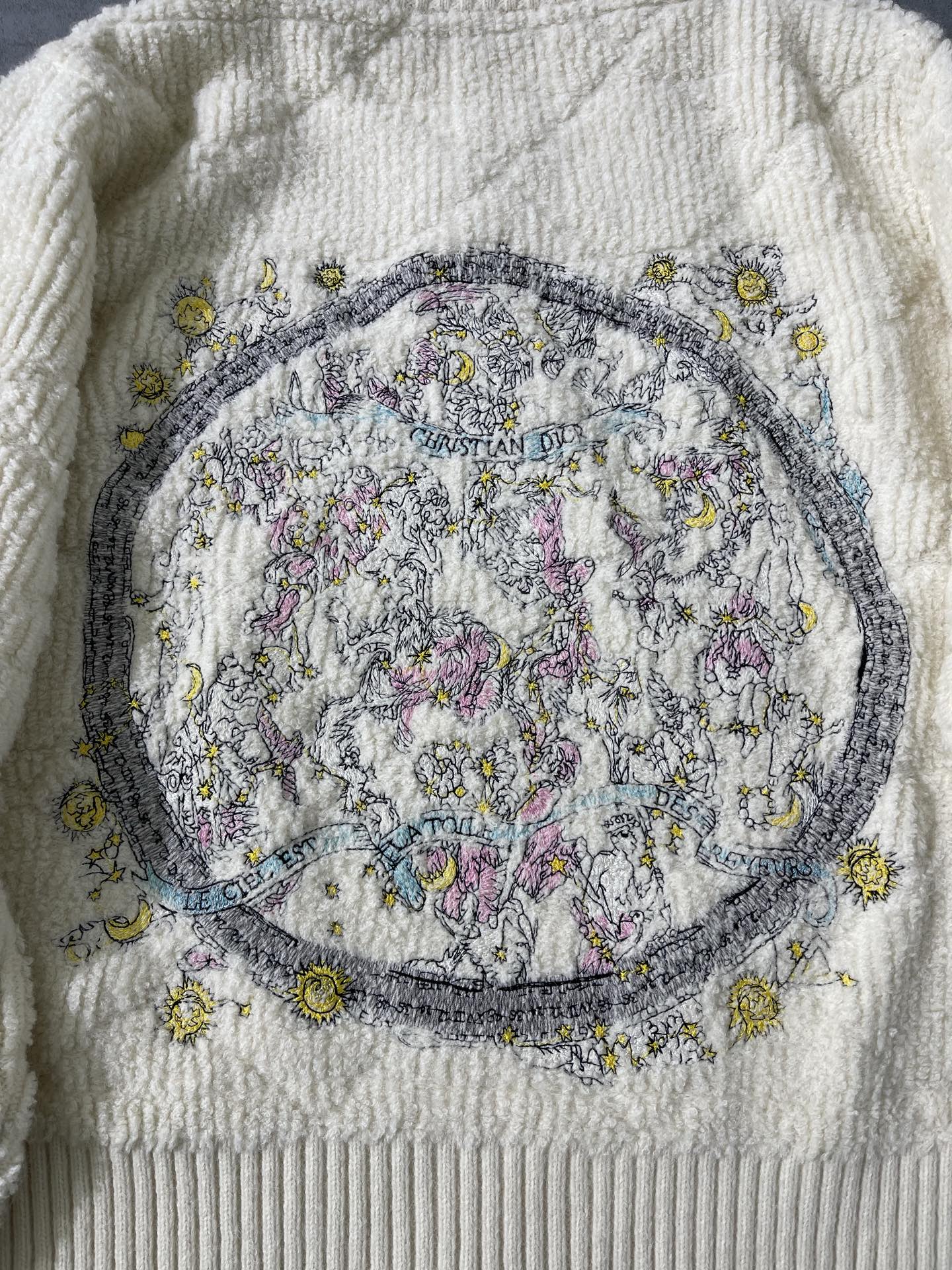 DR Heavy-Embroidery Knitted Cardigan