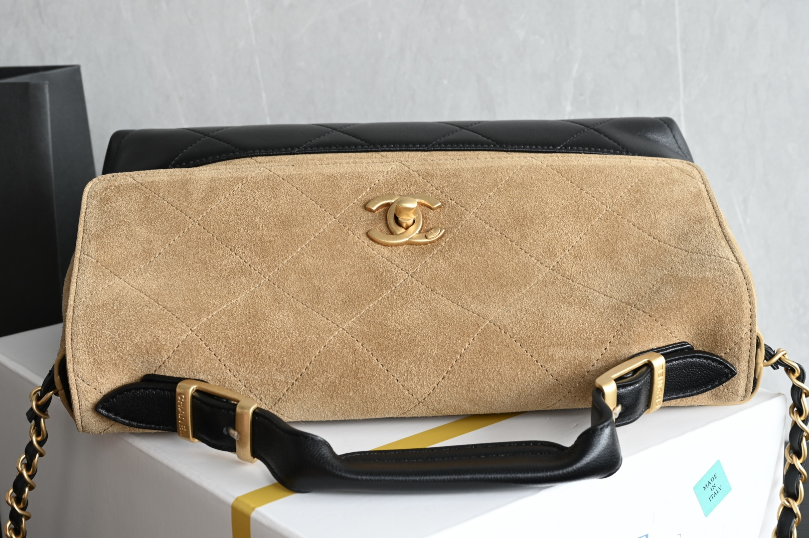 Channel 25A suede messenger bag