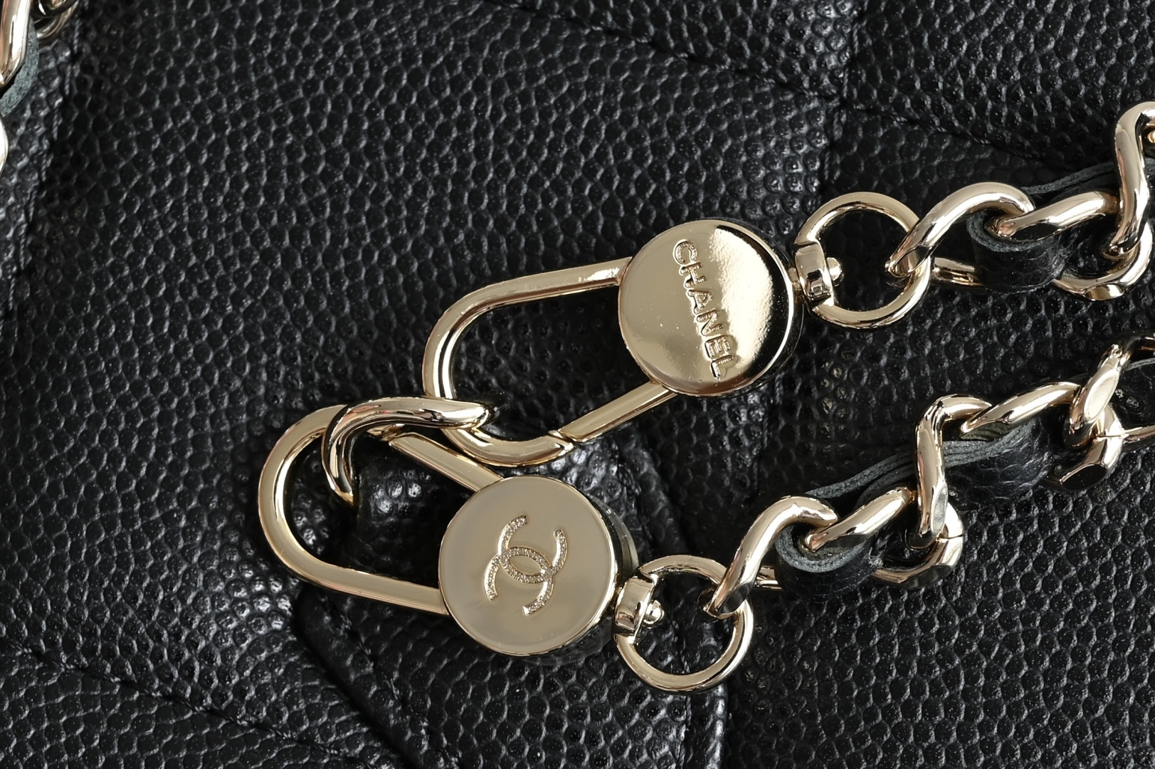 Channel 25k three-in-one large-compartment backpack