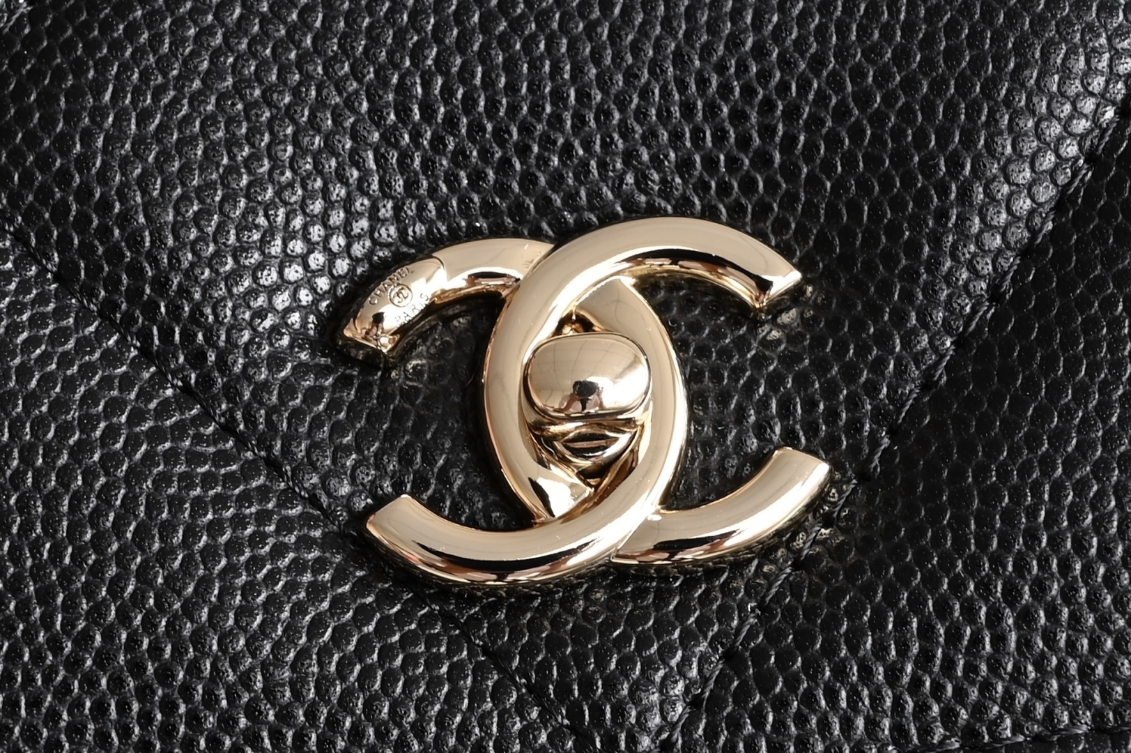 Channel 25k three-in-one large-compartment backpack