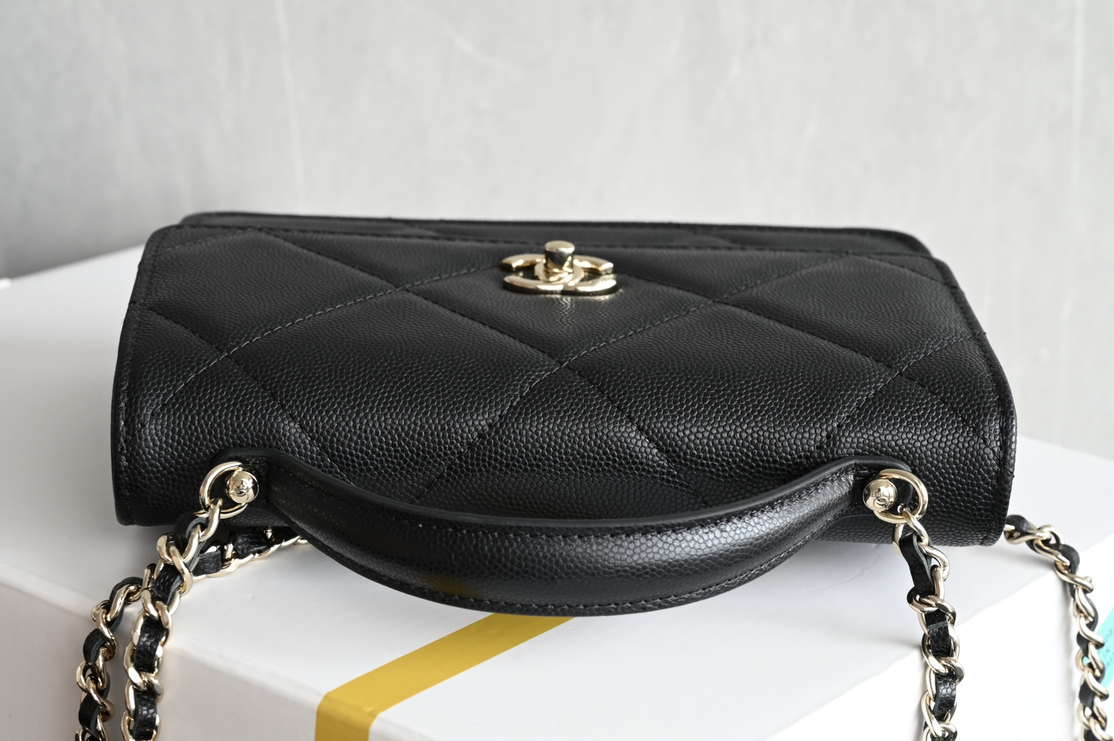 Channel 25k three-in-one large-compartment backpack