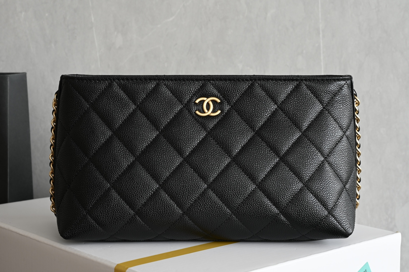 Chanel 25A hand-held toiletry bag