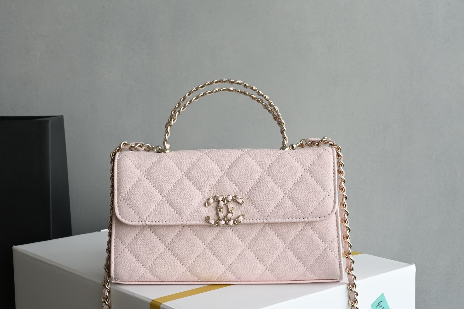 Chanel 25S leather chain handle kelly