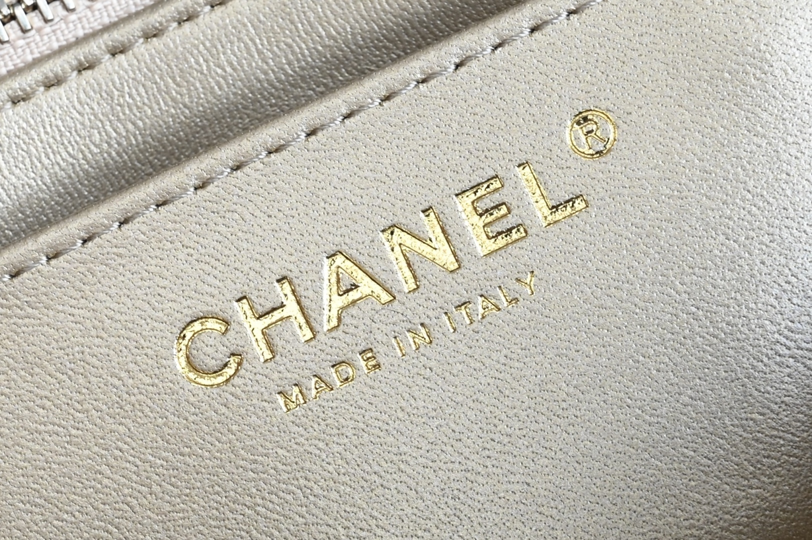 Chanel 25B double C buckle flap bag