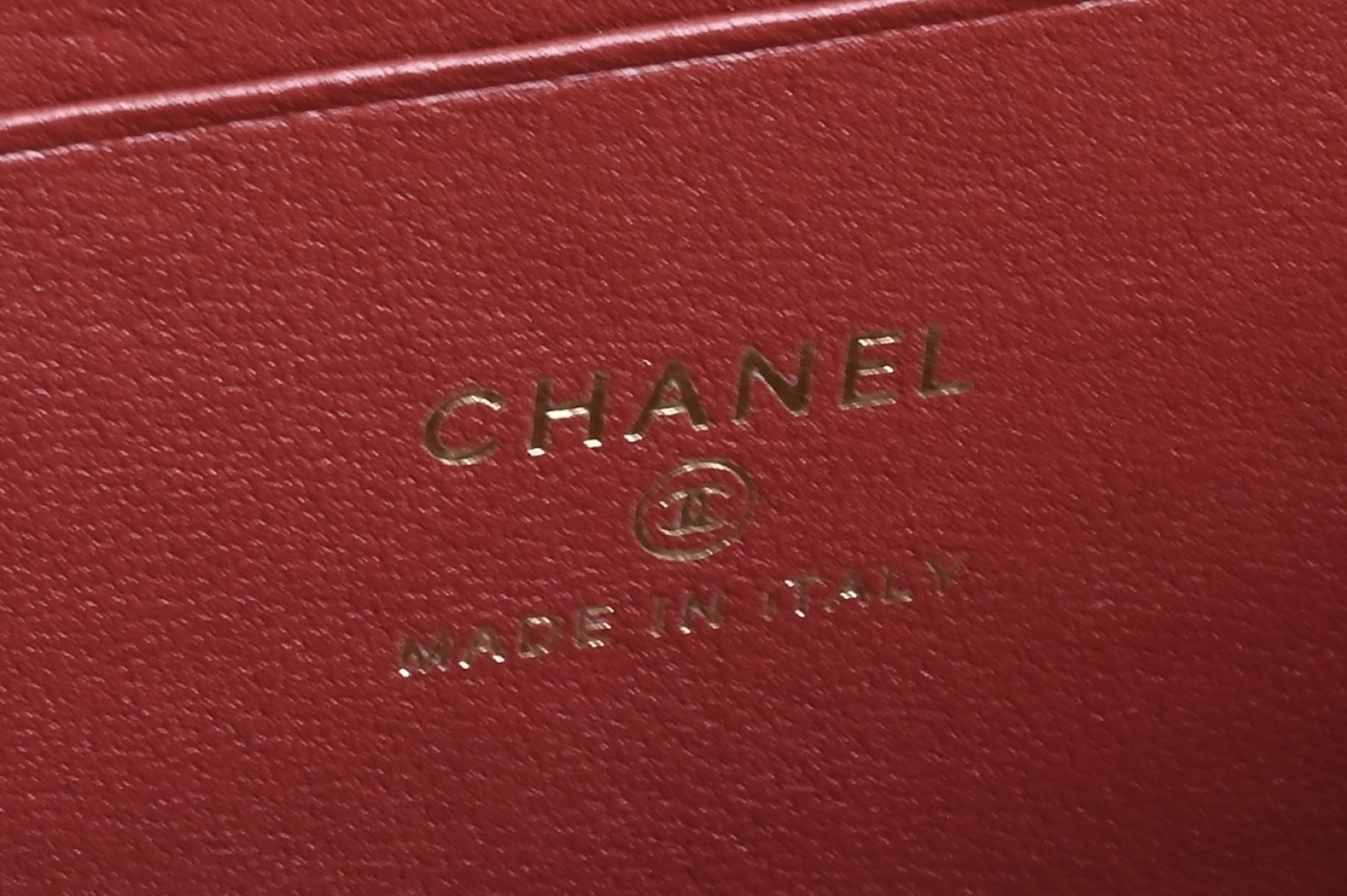 Channel 25s Small Gold Ball Double Bead Chain Cosmetic Bag