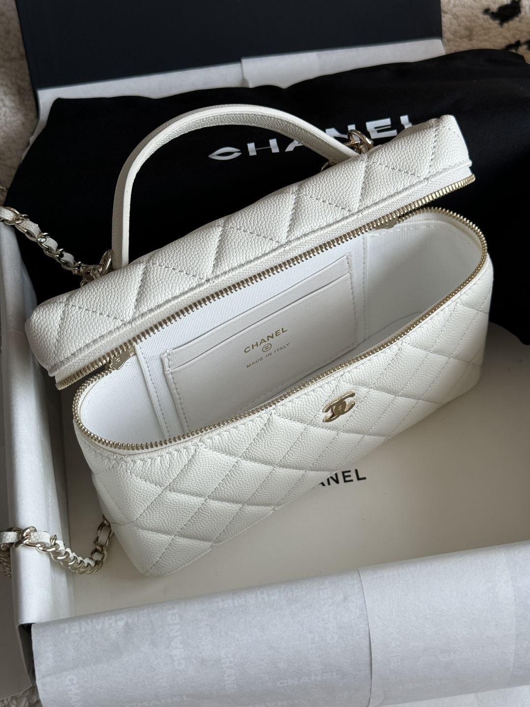 Chanel 25C Caviar Box Bag