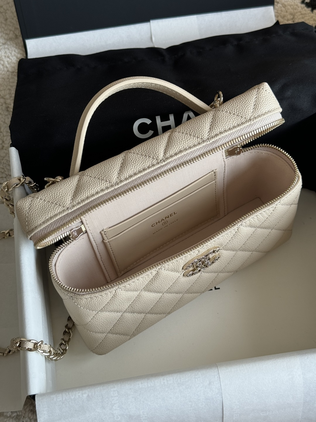 Chanel 25P Limited Edition Heart Rhinestone Bag