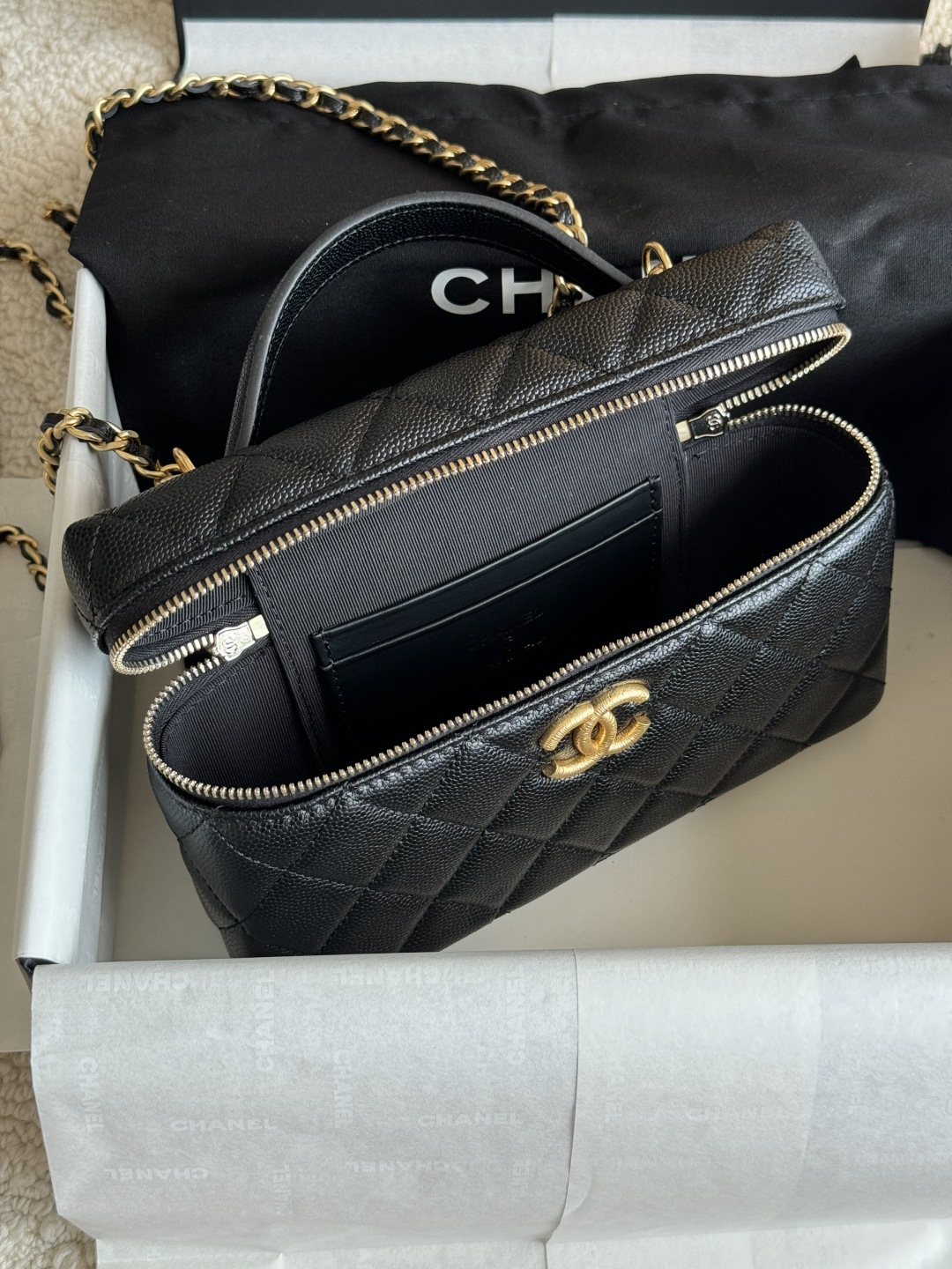 Chanel 25P cosmetic bag