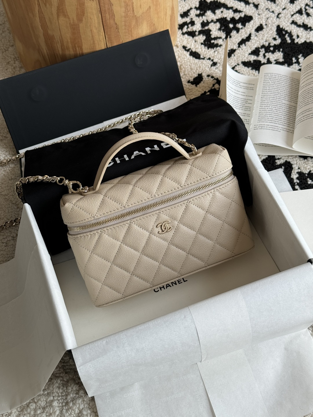 Chanel 25C Caviar Box Bag