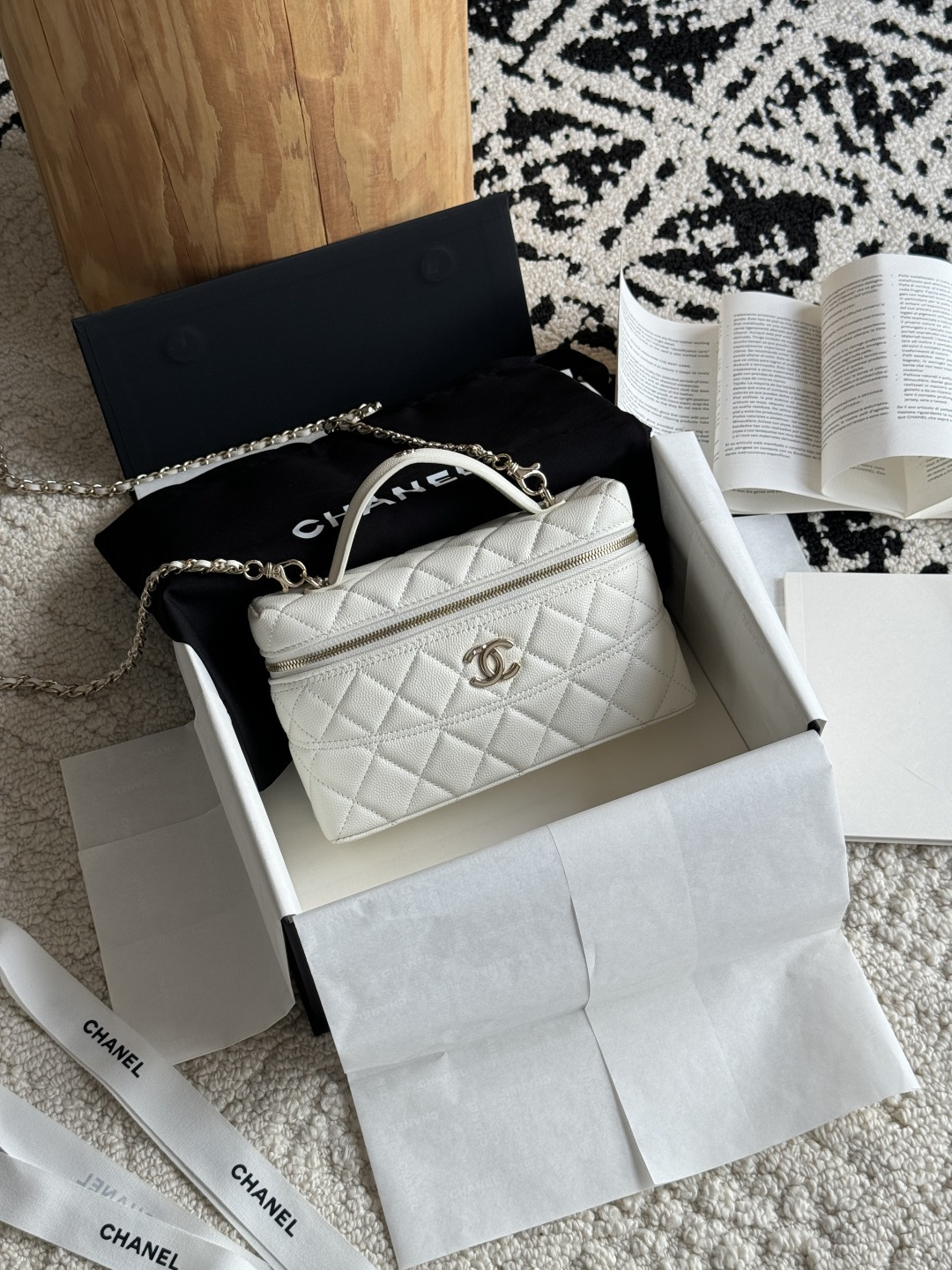 Chanel 25C box bag