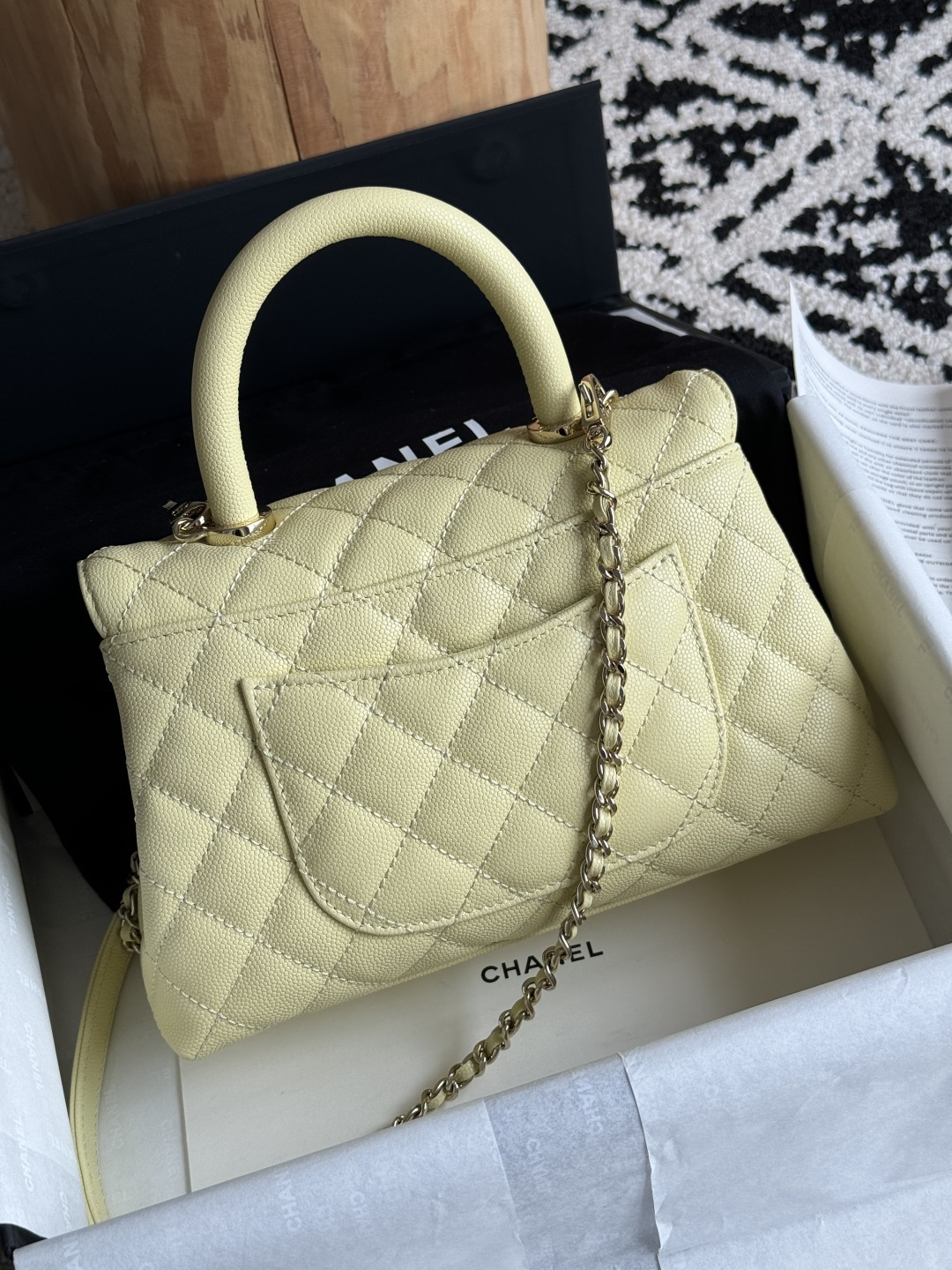 Chanel Coco Handle mini