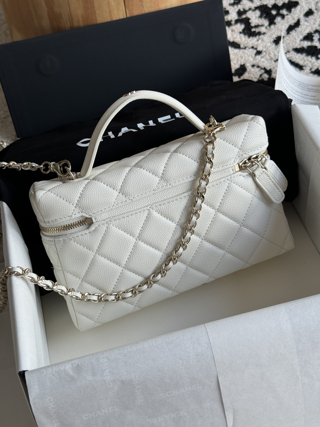 Chanel 25C box bag