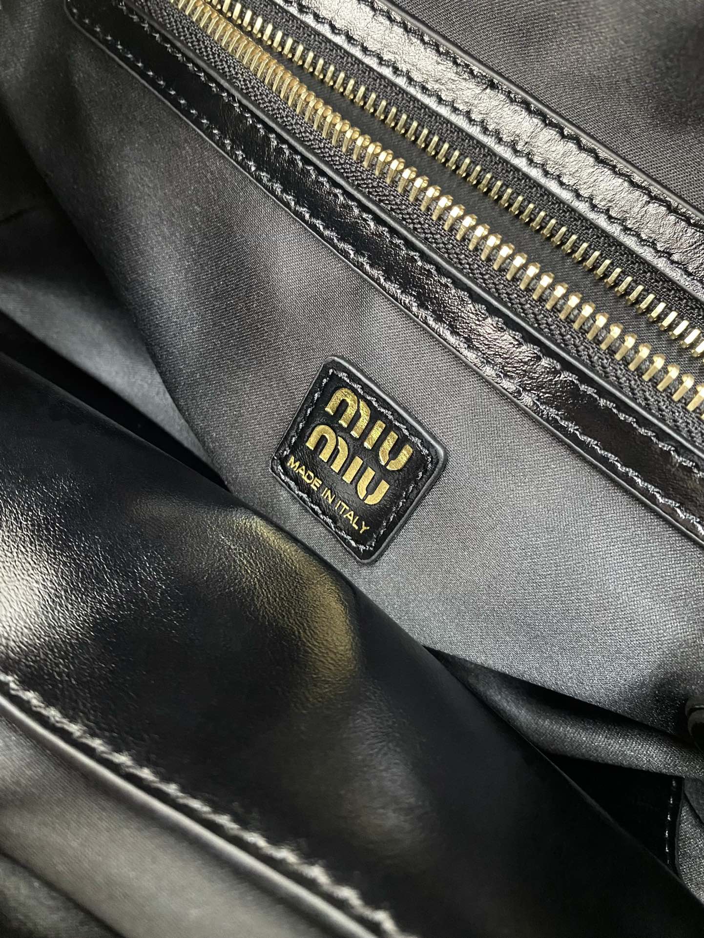 MiuMiu FW25 Bauletto leather handbag