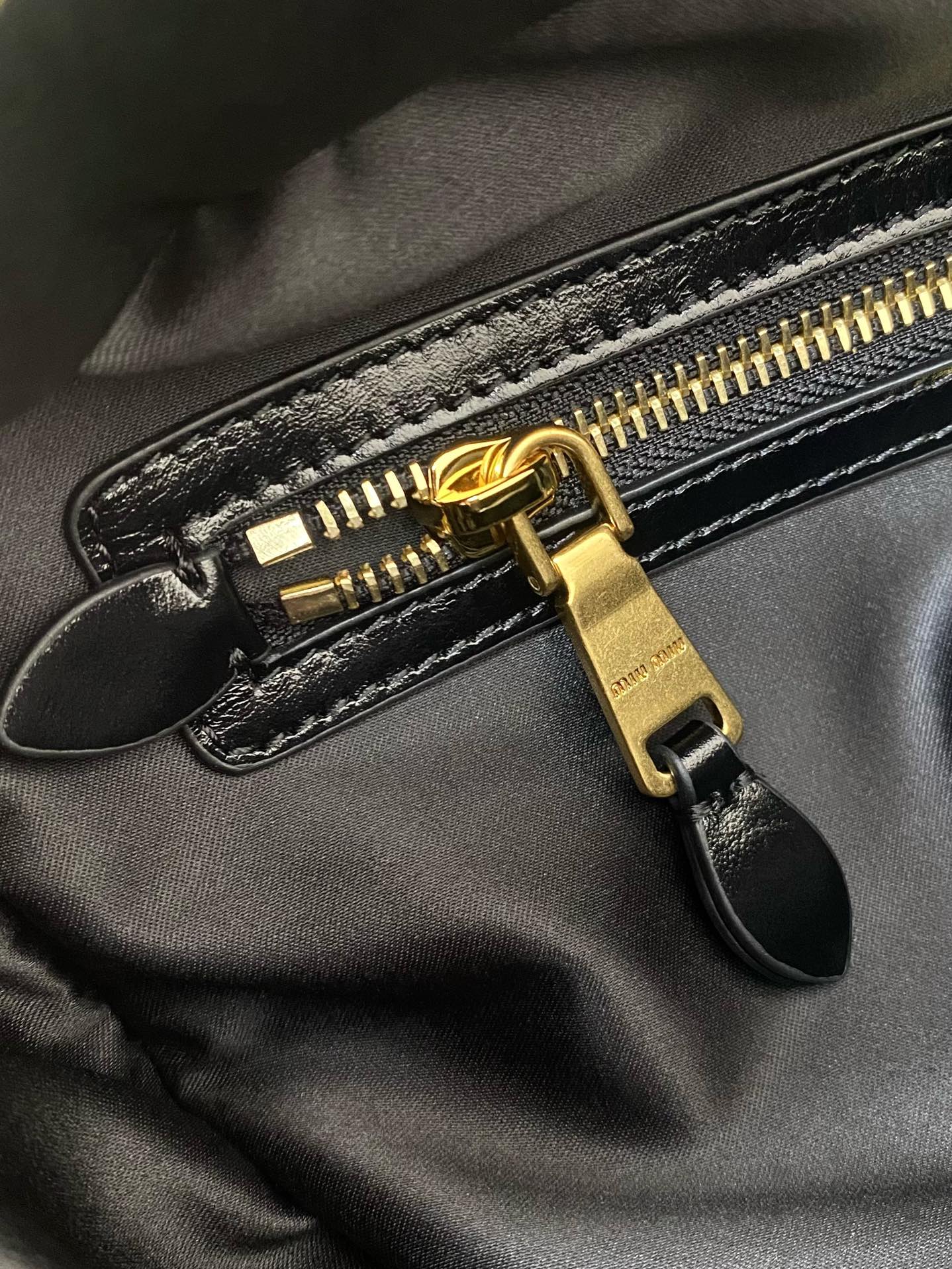 MiuMiu FW25 Bauletto leather handbag