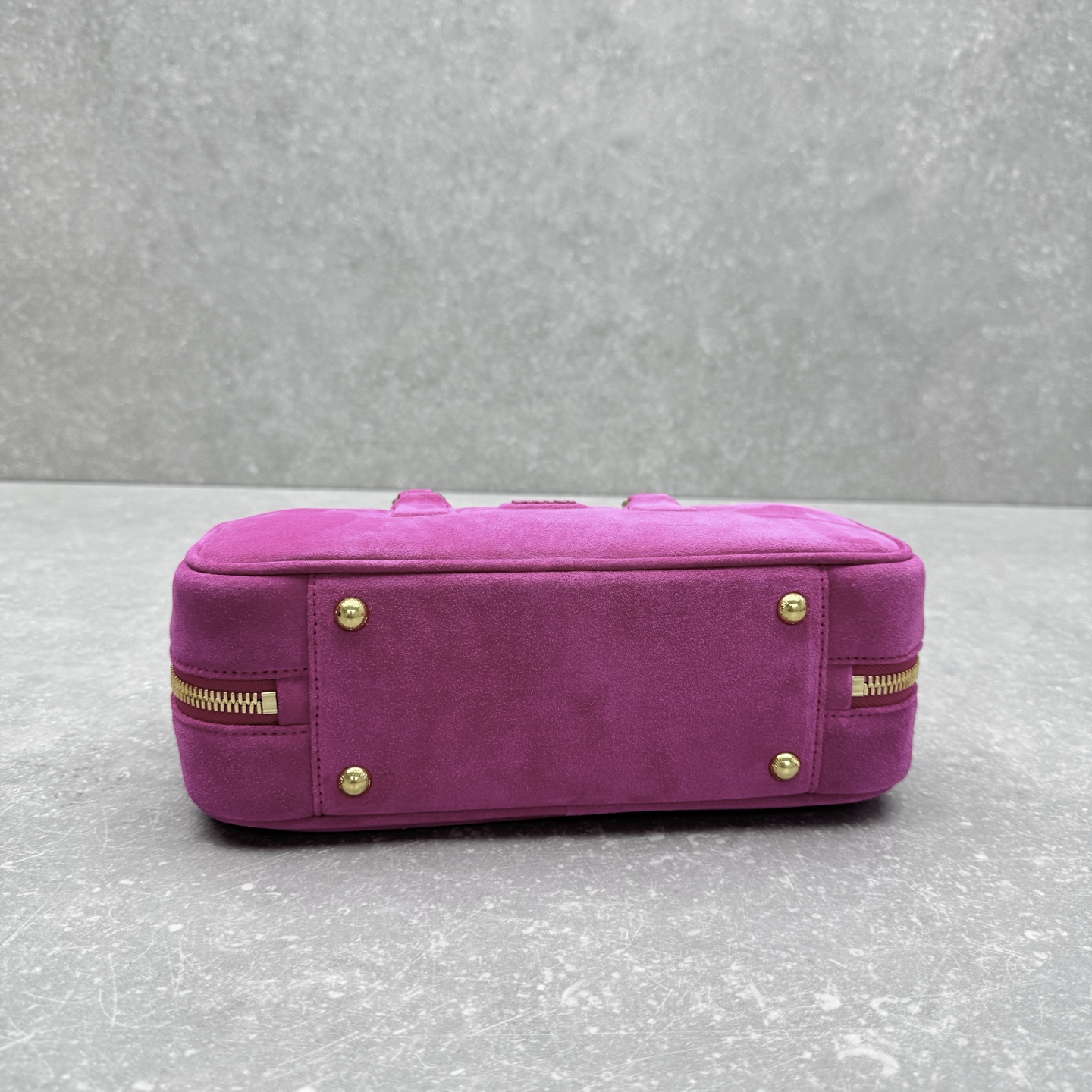 MIUMIU new series bowling ball