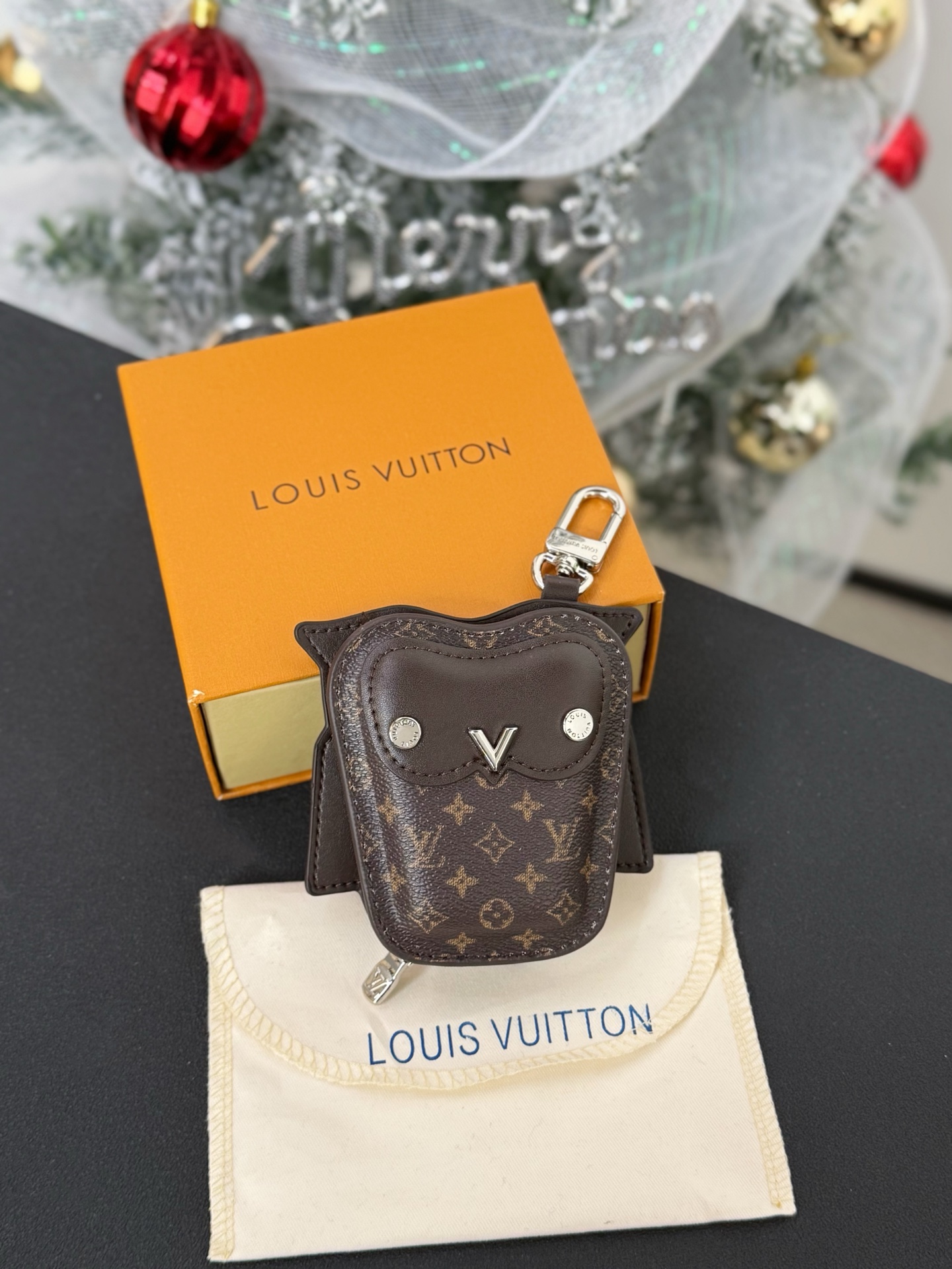 Louis Vuitton owl pendant