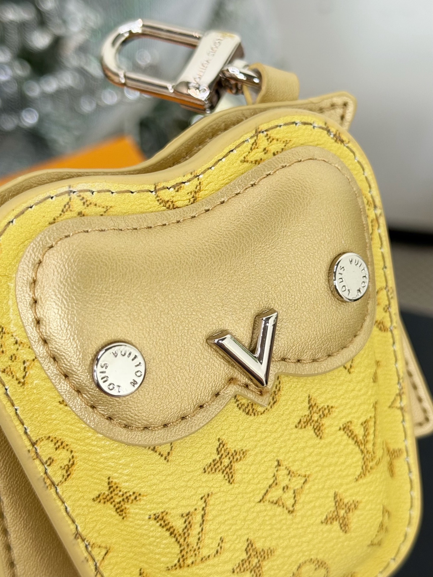 Louis Vuitton owl pendant