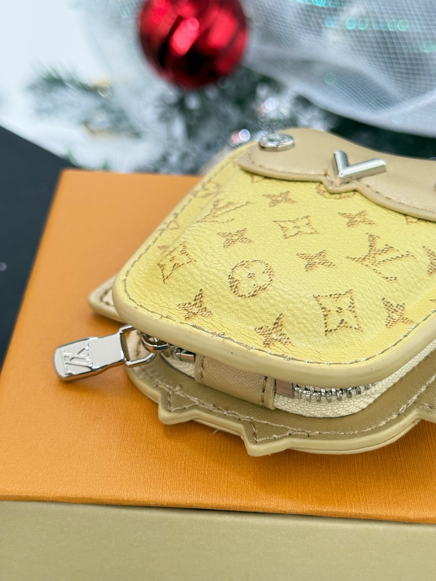 Louis Vuitton owl pendant