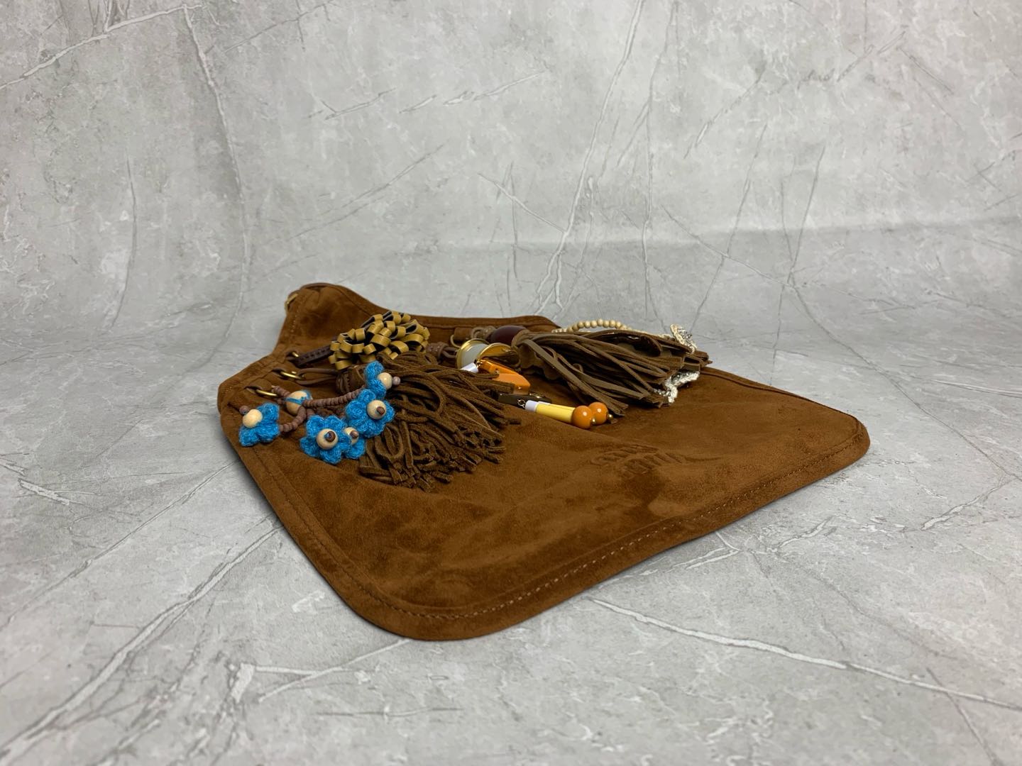 Miumiu 25SS limited edition suede charm bag