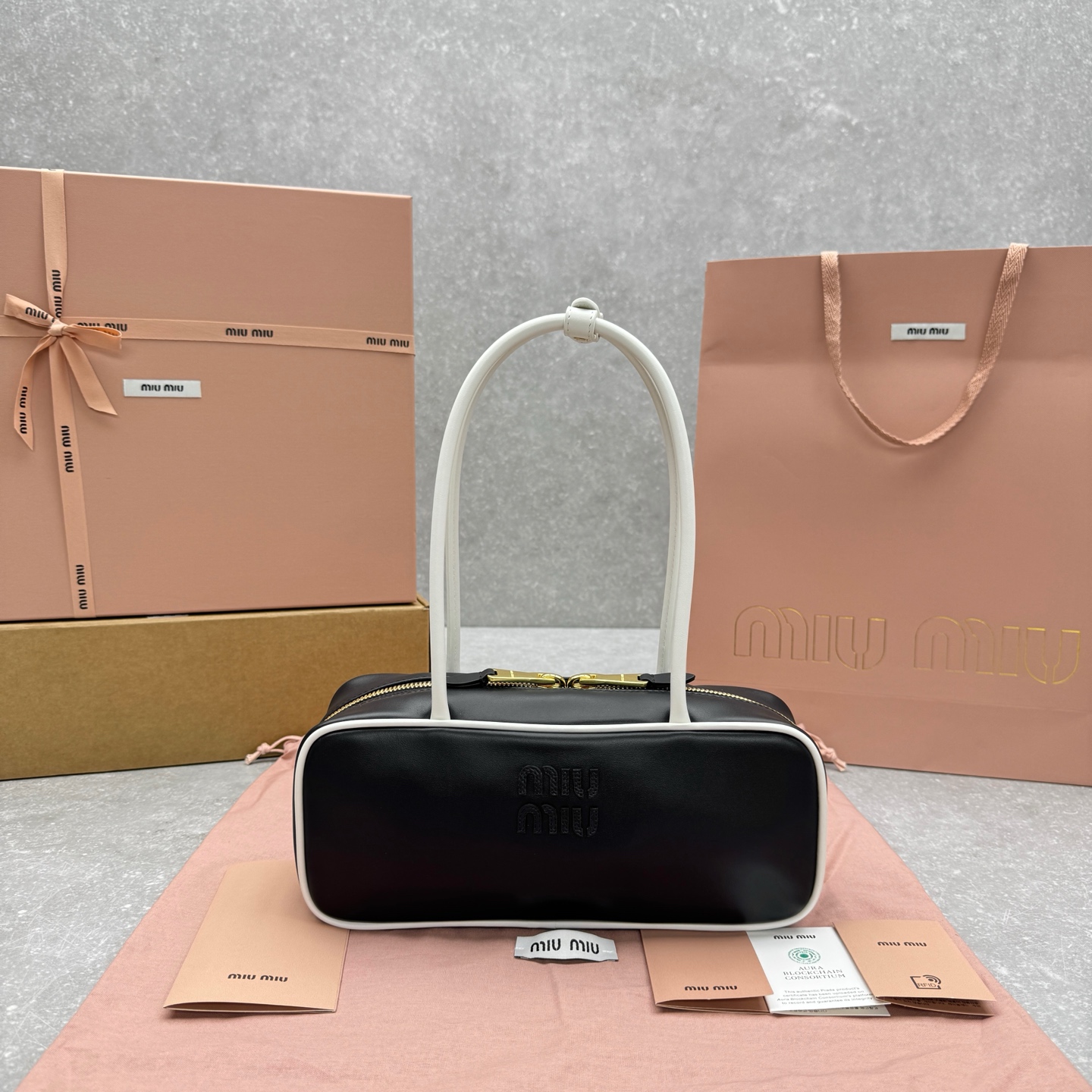 MIUMIU Beau long handle bowling bag