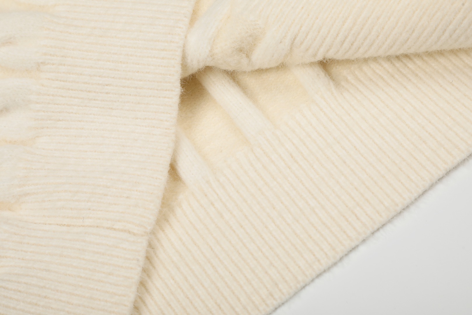 Ralph Lauren Crewneck Cable-Knit Sweater